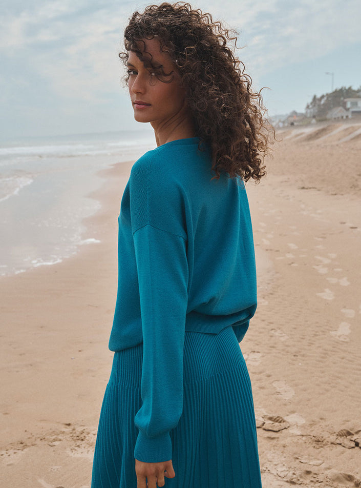 Pull Agathe bleu atlantique en laine fine mérinos