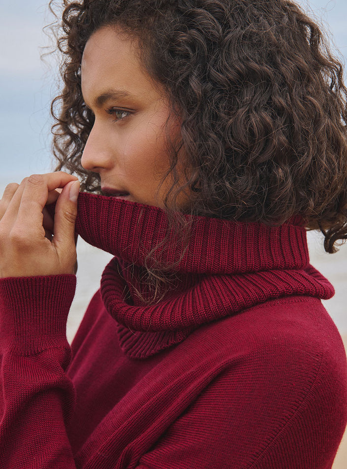Aspect visuel confortable de la maille côtelée rouge bourgogne