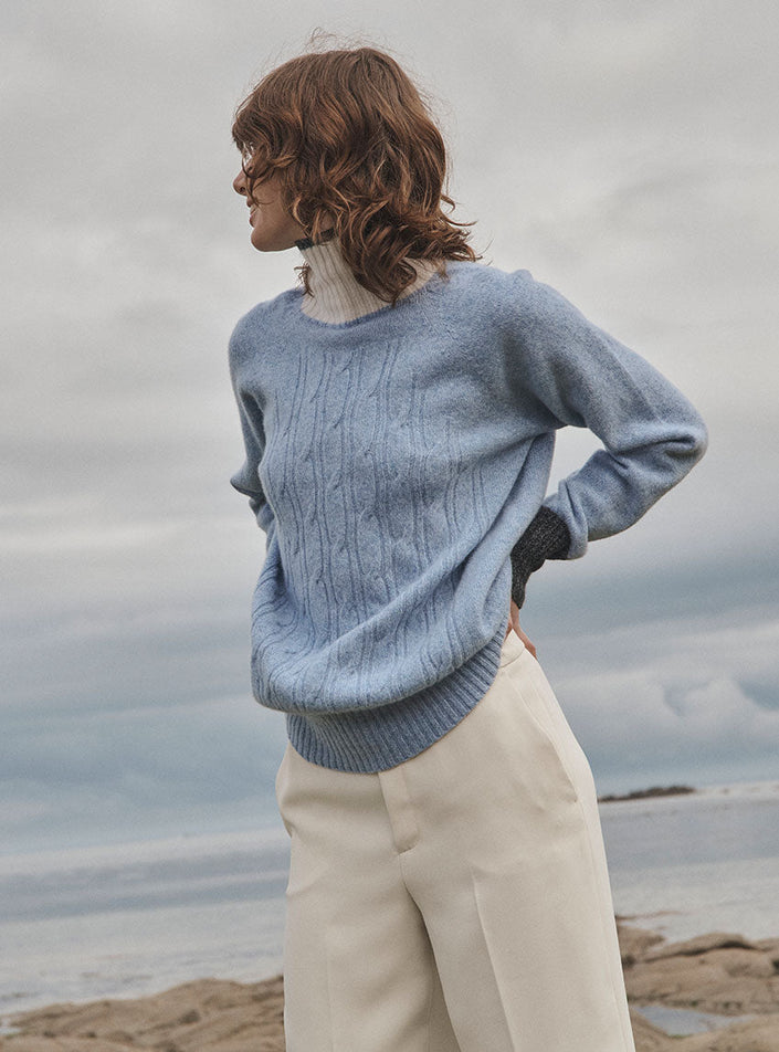 pull anna bleu mouliné en maille torsadée