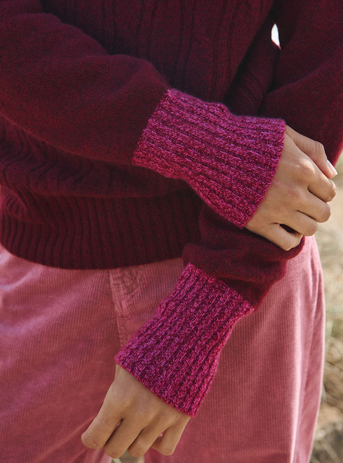 finition contrastée élégante pull anna rouge terre mouline