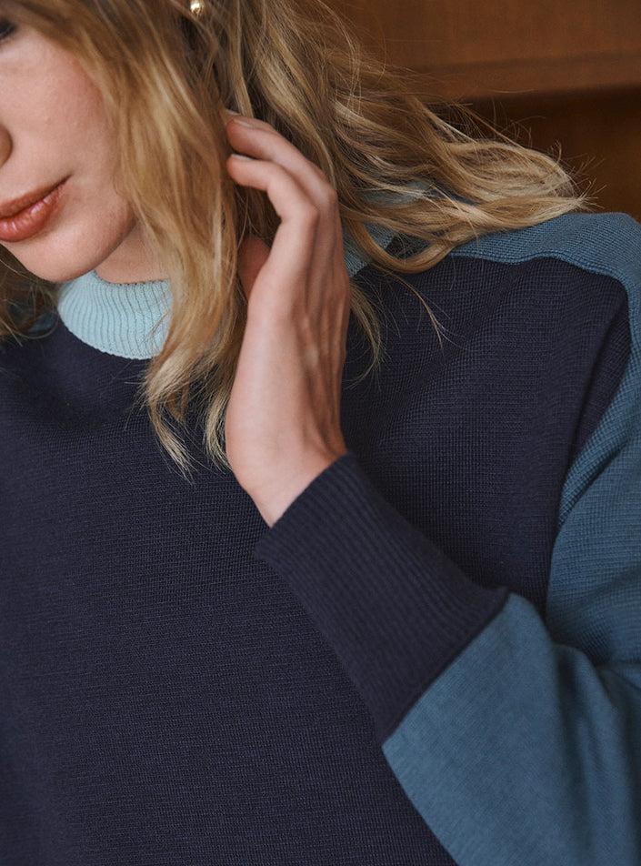 Aspect dense de la maille bleu marine