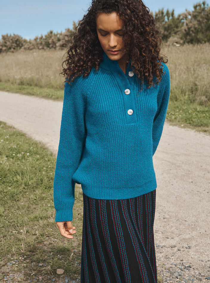 pull aurélie bleu de biscaye essentiel maille duveteuse