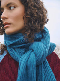 accessoire femme maille douce echarpe alix bleu de biscaye