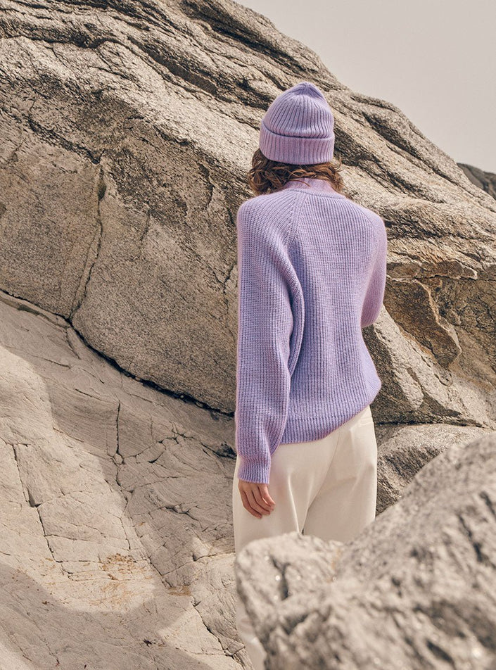 Bonnet Ambre violet parme en mohair en maille côtelée