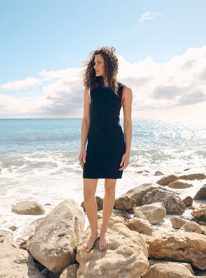 intensité du noir robe béatrice noir