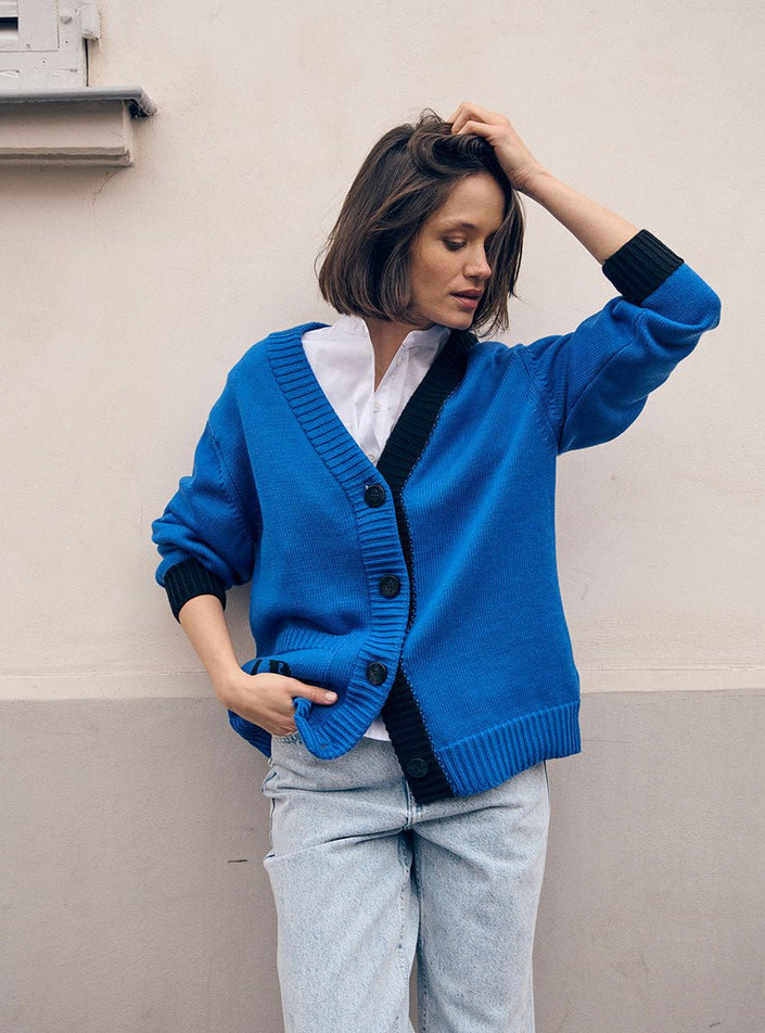 veste bernadette bleu électrique gros boutons apparents