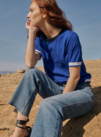 Top Baptistine bleu électrique en maille jersey fine en coton en extérieur