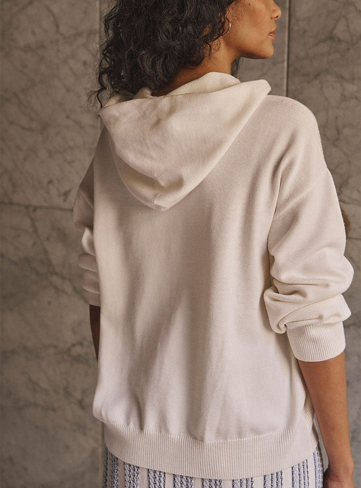 Vue de dos du Pull Claude blanc naturel en laine mérinos