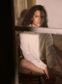 Aspect naturel du blanc sur maille tricotée