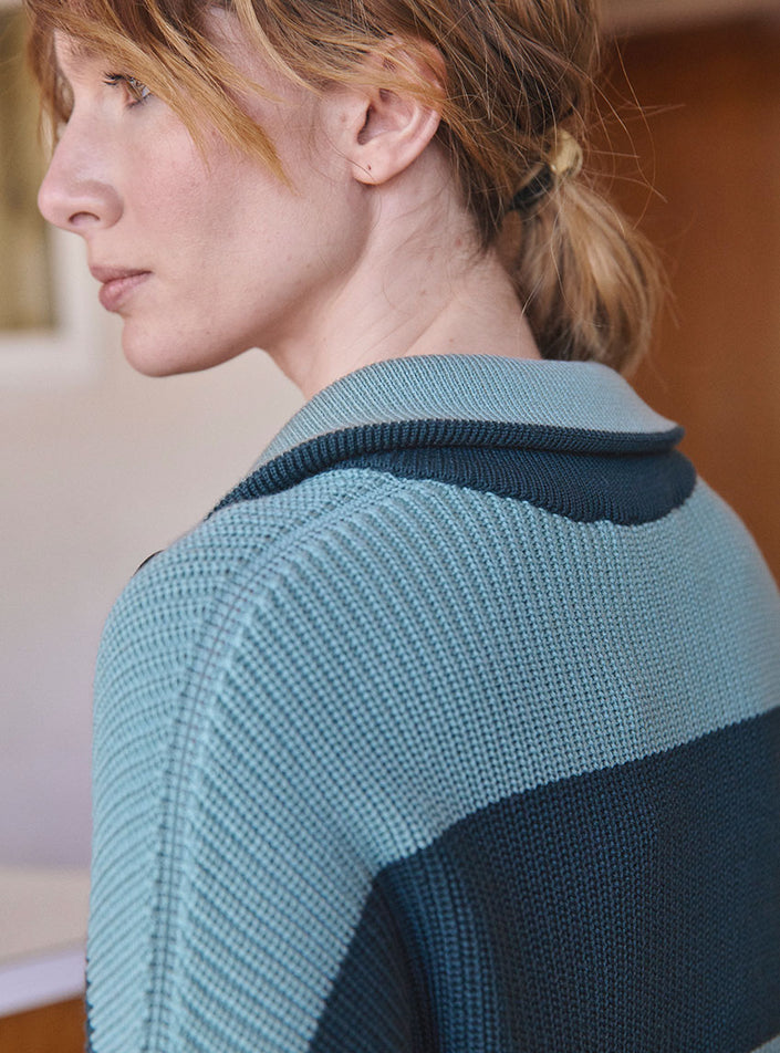 Détail maille perlée Pull Claudia vert sombre, emmanchures droites