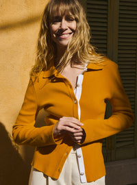 cardigan dominique jaune safran cardigan femme en maille côtelée boutonnée