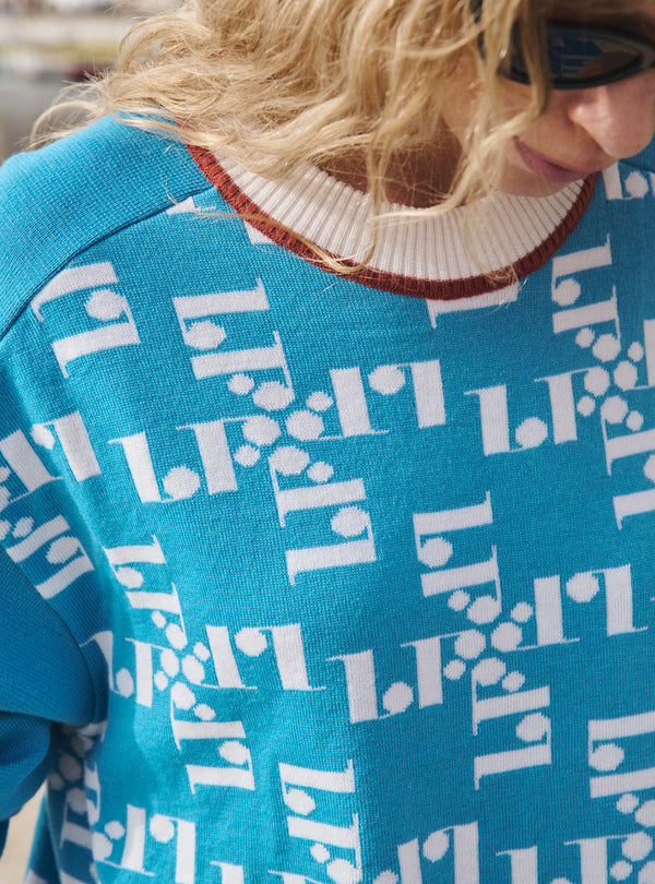 pull daphné bleu curaçao pull bleu curaçao tricot léger motif répétitif