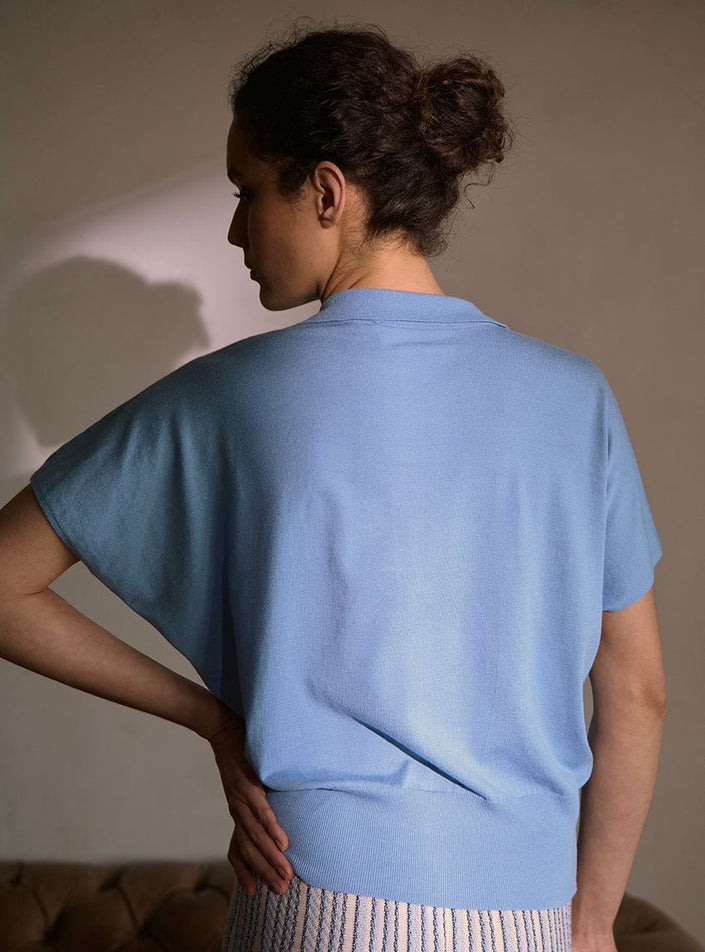 Rendu précis du bleu aster sur textile