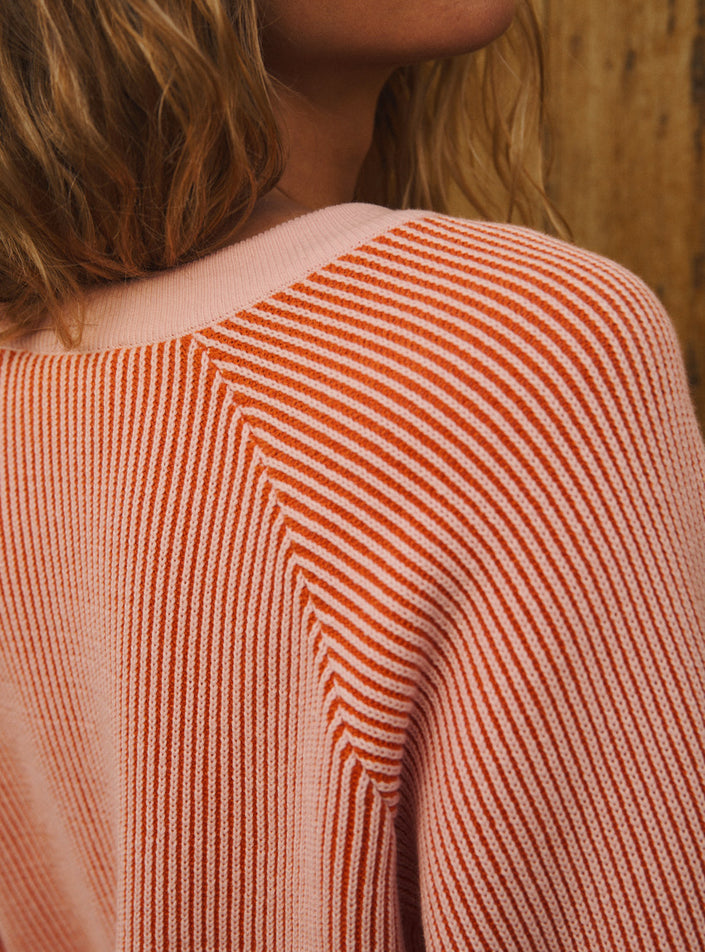 pull frida orange solaire pull en maille côtelée orange solaire élégant