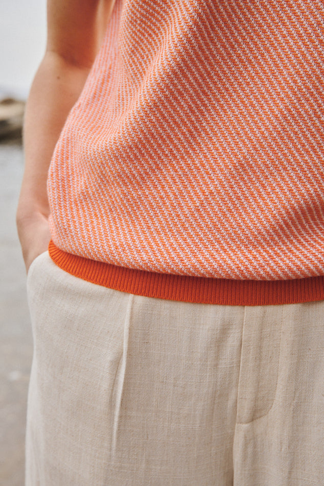 pull floriane orange solaire top orange solaire en maille fine élégante