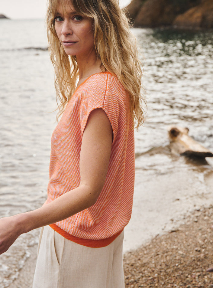 pull floriane orange solaire pull femme en maille bicolore avec col V